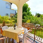 336 * Porec